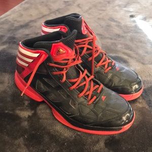 Adidas d rose basketball shoes